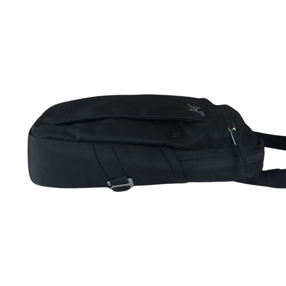 ARC'TERYX アークテリクス 25816 Mantis Sling Pack マンティス スリング パック ショルダー バッグ  ブラック系【新古品】【未使用】【中古】