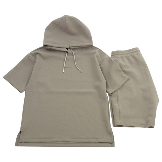 1piu1uguale3 ウノピュウノウグァーレトレ MRT301-PRY103 HOODED T PASCAL JERSEY ロゴ スウェット 半袖 パーカー ハーフパンツ セットアップ ベージュ ベージュ系【中古】