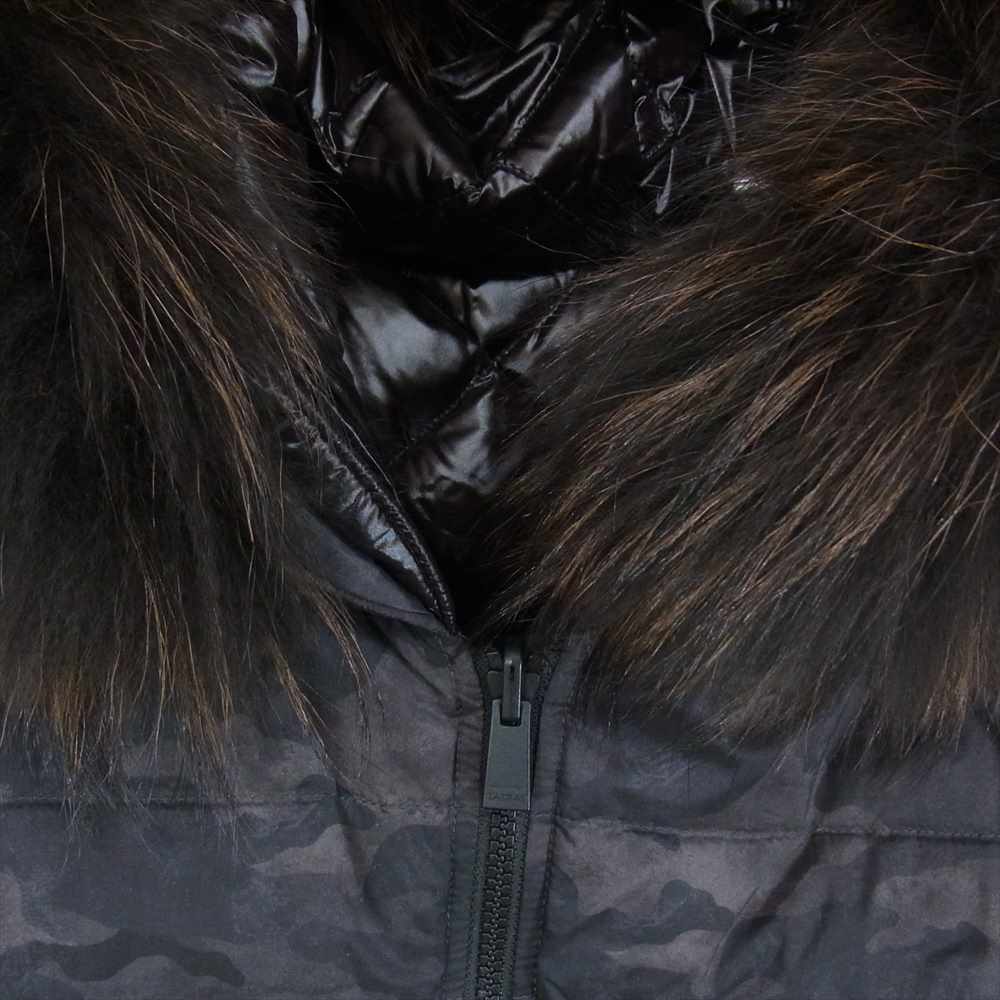 TATRAS タトラス LTA15A4401 CELESTIALE DOWN VEST ラクーンファー付き カモフラージュ柄 ダウン ベスト ブラック系 4【中古】