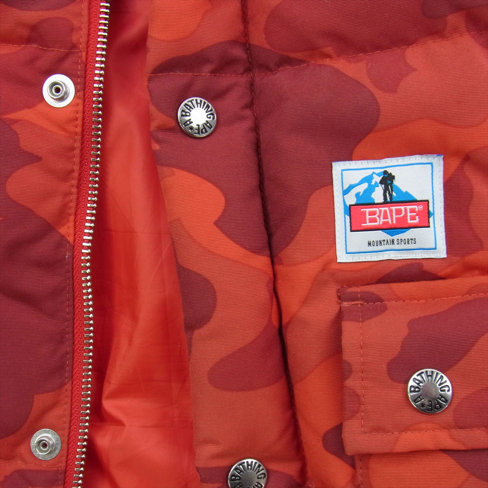 A BATHING APE アベイシングエイプ 001HJA801013X カモフラ 迷彩 ダウン ジャケット マルチカラー系 M【中古】
