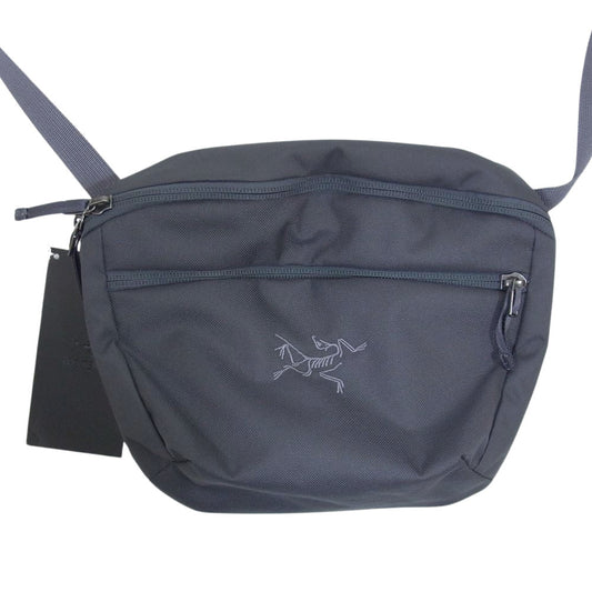 ARC'TERYX アークテリクス MANTIS 2 WAIST PACK マンティス2 ウエストバッグ ショルダーバッグ 26 GRAPHITE グレー系 ONE SIZE【美品】【中古】