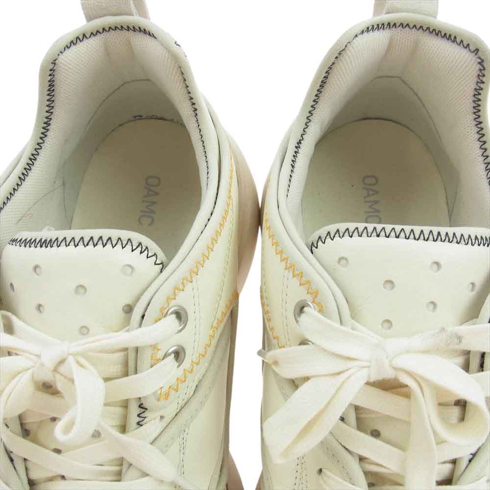 オーエーエムシー 53-01-24-01002 Aurora Runner スニーカー オフホワイト系 42【中古】