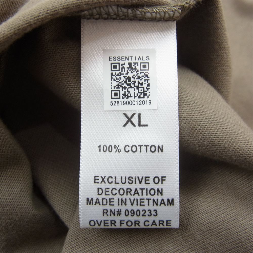 FEAR OF GOD フィアオブゴッド FOG ESSENTIALS エッセンシャルズ バック ラバーロゴ 長袖 Tシャツ ロンT カーキ系 XL【美品】【中古】