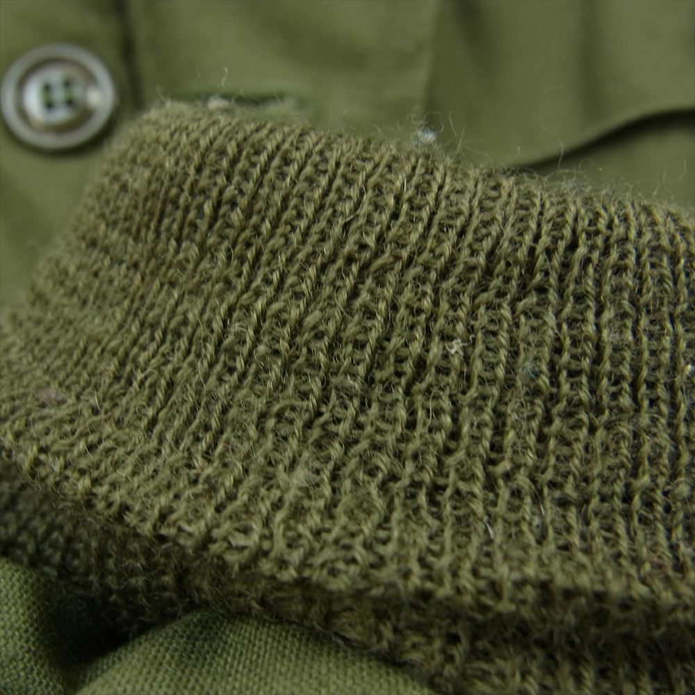 ミリタリー US NAVY ユーエネイビー A-2 実物 デッキジャケット カーキ系 SMALL(34-36)【中古】
