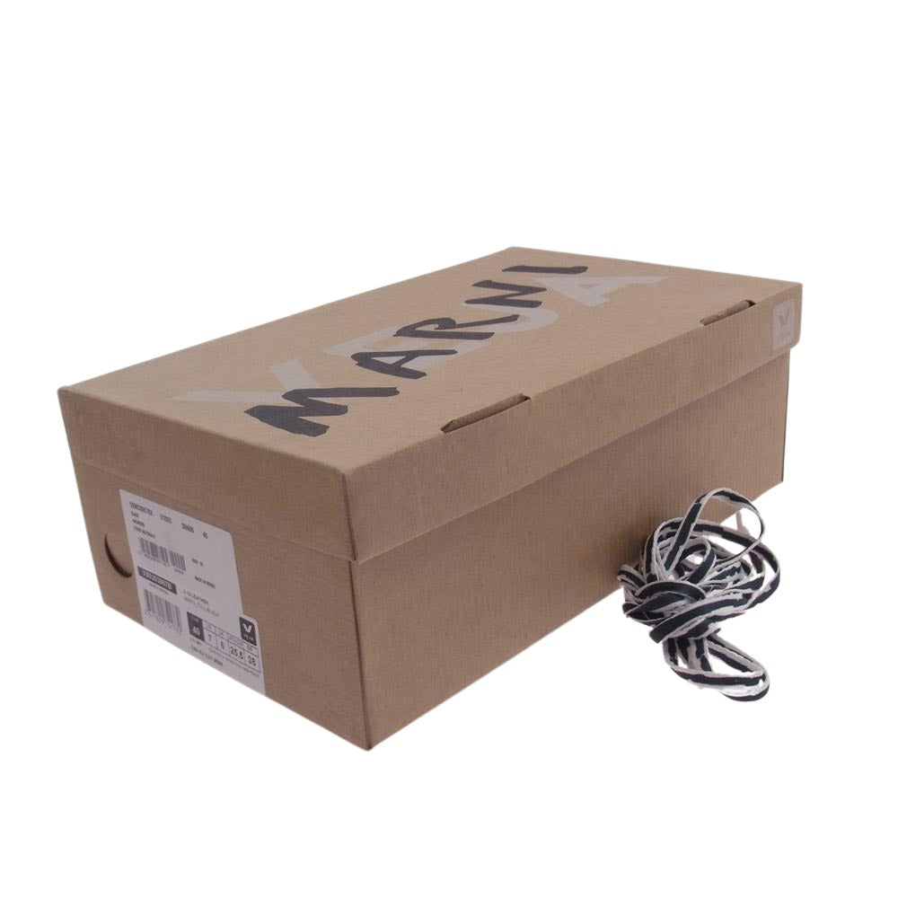 MARNI マルニ VEJA ヴェジャ ロゴグラフィックペイントデザイン ローカット スニーカー ホワイト系 ブラック系 25.5cm【中古】