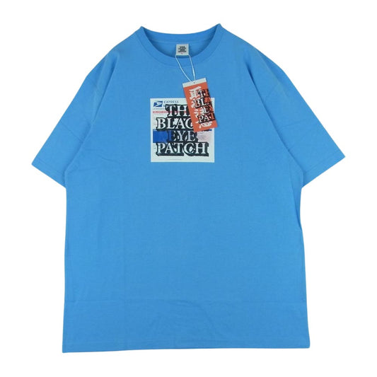 ブラック アイ パッチ 22SS BEPSS22EI42 PRIORITY LABEL TEE ロゴラベル プリント 半袖 Tシャツ ライトブルー系 サックスブルー XL【新古品】【未使用】【中古】