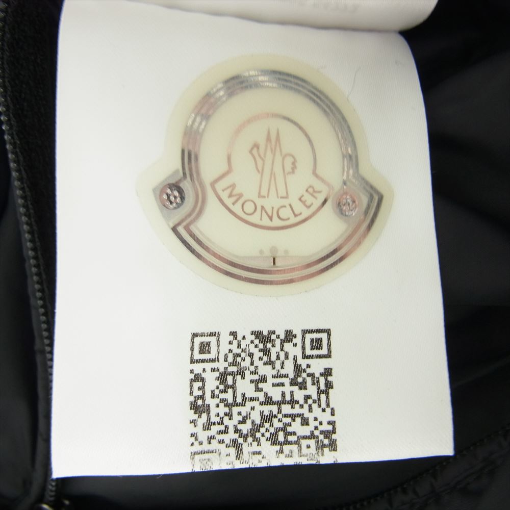 MONCLER モンクレール E20914033805-54272 国内正規品 MONTGENEVRE モンジュネーブル ダウン ジャケット ブラック系【中古】