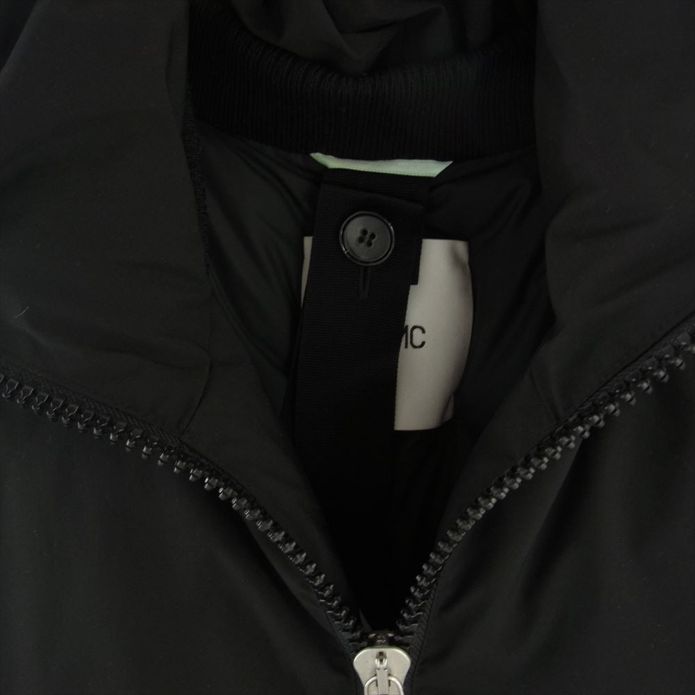 オーエーエムシー 21AW OAMT442301 INFLATE PARKA ロゴパッチ フード付き ダウンコート ダウンジャケット ブラック系 S【中古】
