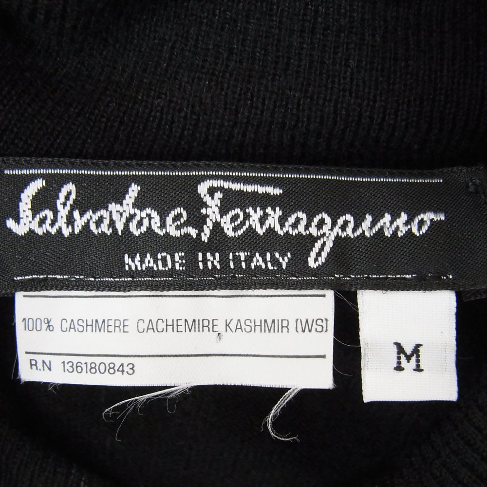 Salvatore Ferragamo サルヴァトーレフェラガモ カシミヤ100％ ガンチーニ タートルネック ニット セーター ブラック系 M【中古】