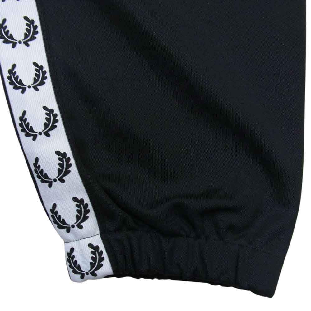 FRED PERRY フレッドペリー サイドライン ロゴ トラック パンツ ブラック系 M【中古】