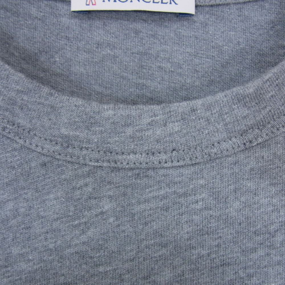 MONCLER モンクレール F20918C74810 MAGLIA T-SHIRT フロッキー プリント ロゴ Ｔシャツ 半袖  グレー系 M【中古】