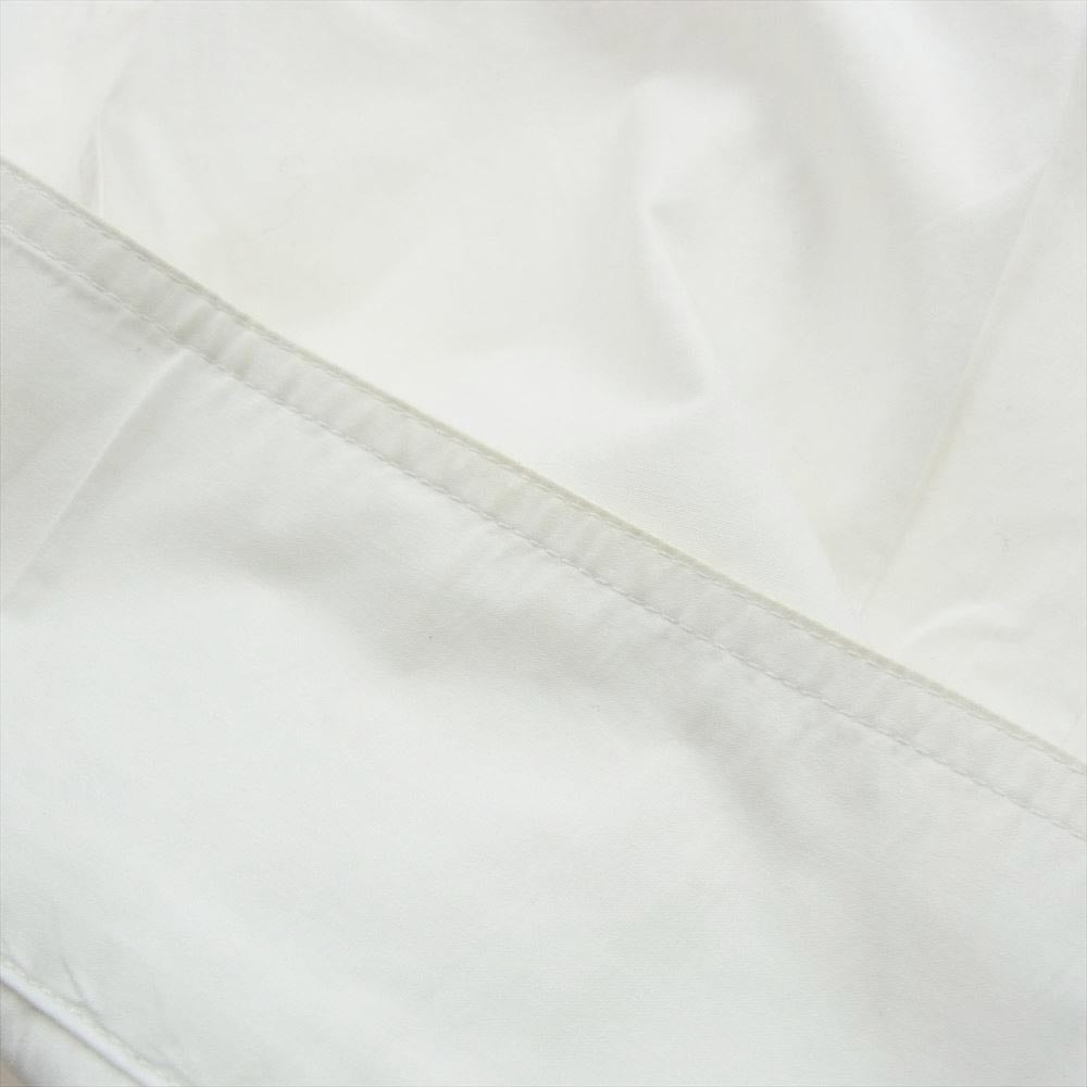 VALENTINO ヴァレンティノ XV3ABA95818 Butterfly Embroidered Poplin Shirt バタフライ エンブロイダリー ポプリン シャツ ホワイト系 40【中古】