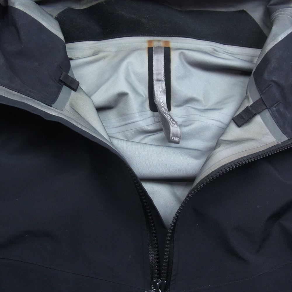 ARC'TERYX アークテリクス カナダ製 Veilance ヴェイランス Arris Jacket アリス ジャケット ブラック系 XS【中古】