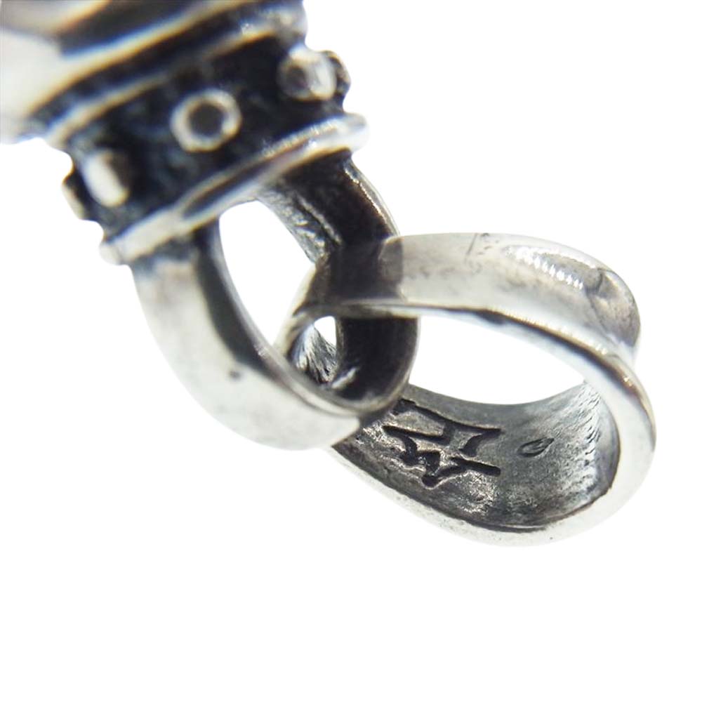 TRAVIS WALKER トラヴィスワーカー MEDIUM PANTHER PENDANT ミディアム パンサー ペンダントトップ  シルバー系【中古】