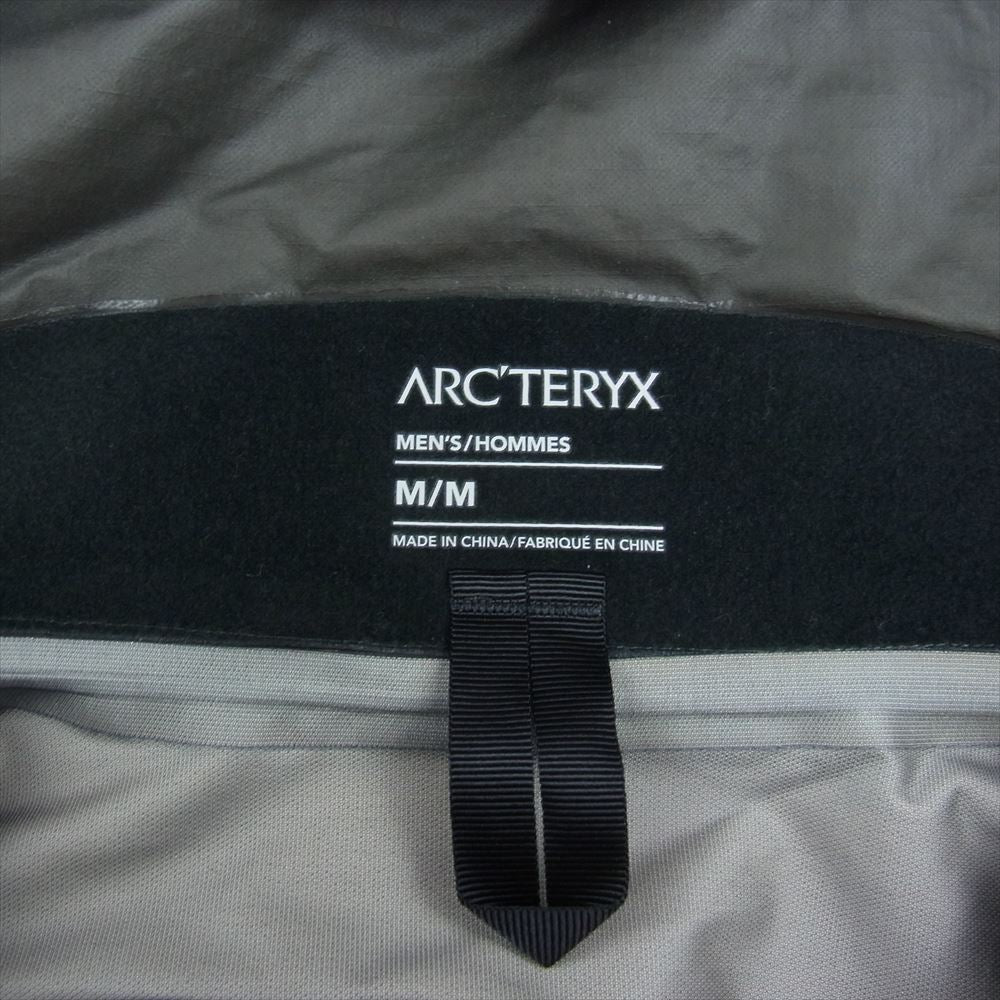 ARC'TERYX アークテリクス 23705-122247-10/19 国内正規品 BETA SL HYBRID JKT ベータ ハイブリッド ナイロン ジャケット ブラック系 M【美品】【中古】