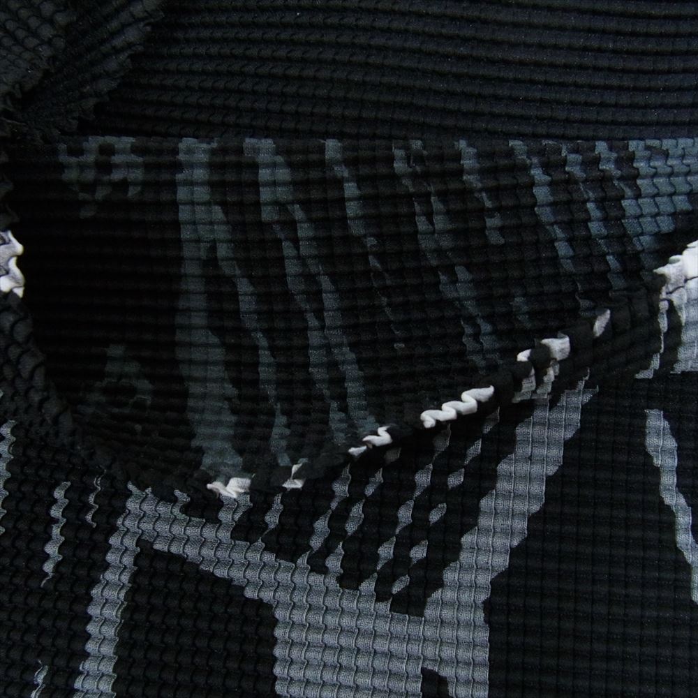 ISSEY MIYAKE イッセイミヤケ me ミー MI41FJ314 ボックスプリーツ プリント カットソー 半袖 ブラック系 サイズ表記無【美品】【中古】